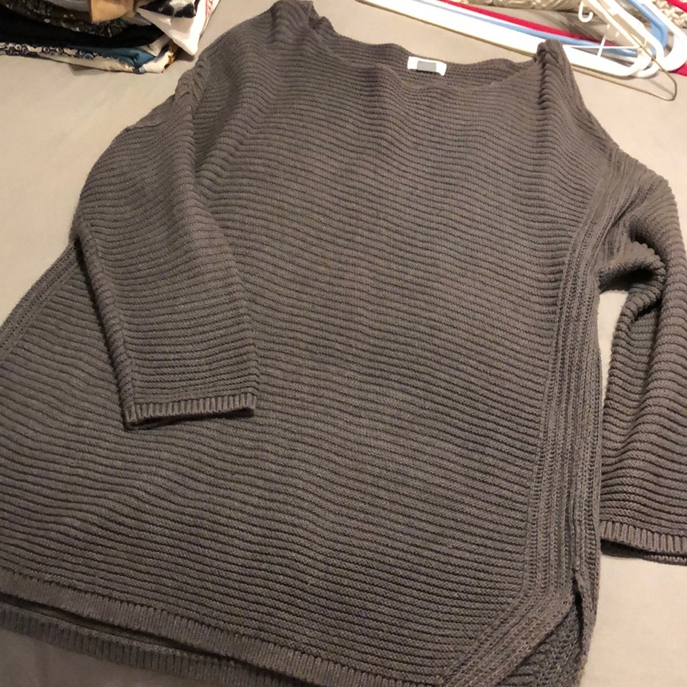 Grey sweater